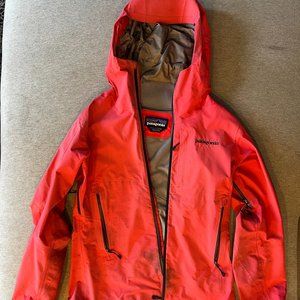 Patagonia Women's Refugitive Jacket